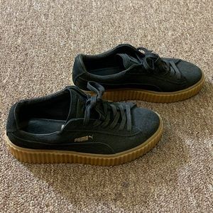 Puma by RHIANNA women’s creepers black suede